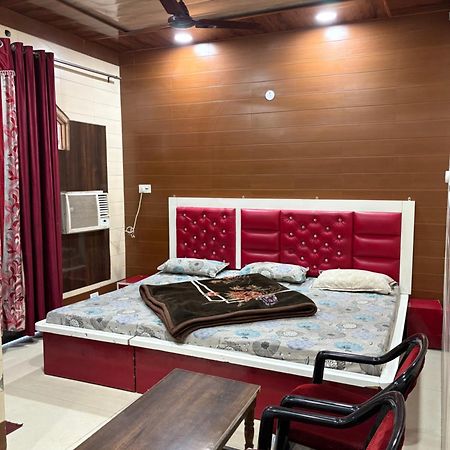 Dream Land Hotel Jammu Extérieur photo