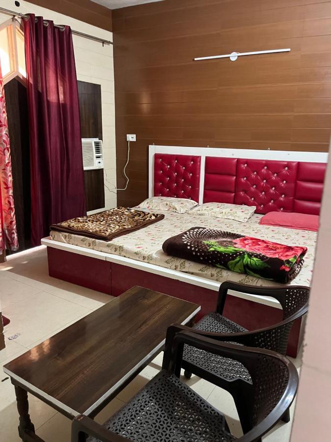 Dream Land Hotel Jammu Extérieur photo