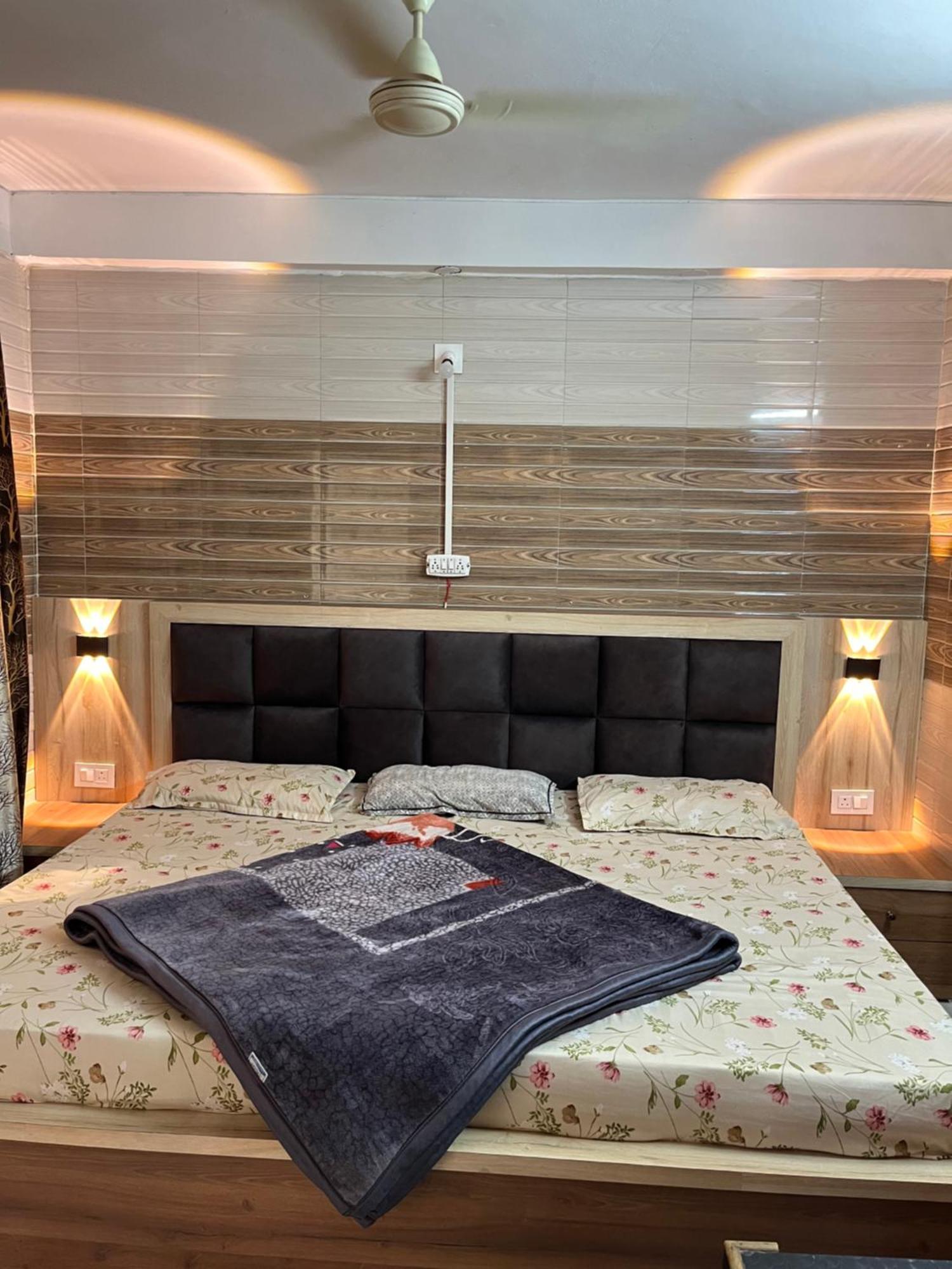 Dream Land Hotel Jammu Extérieur photo