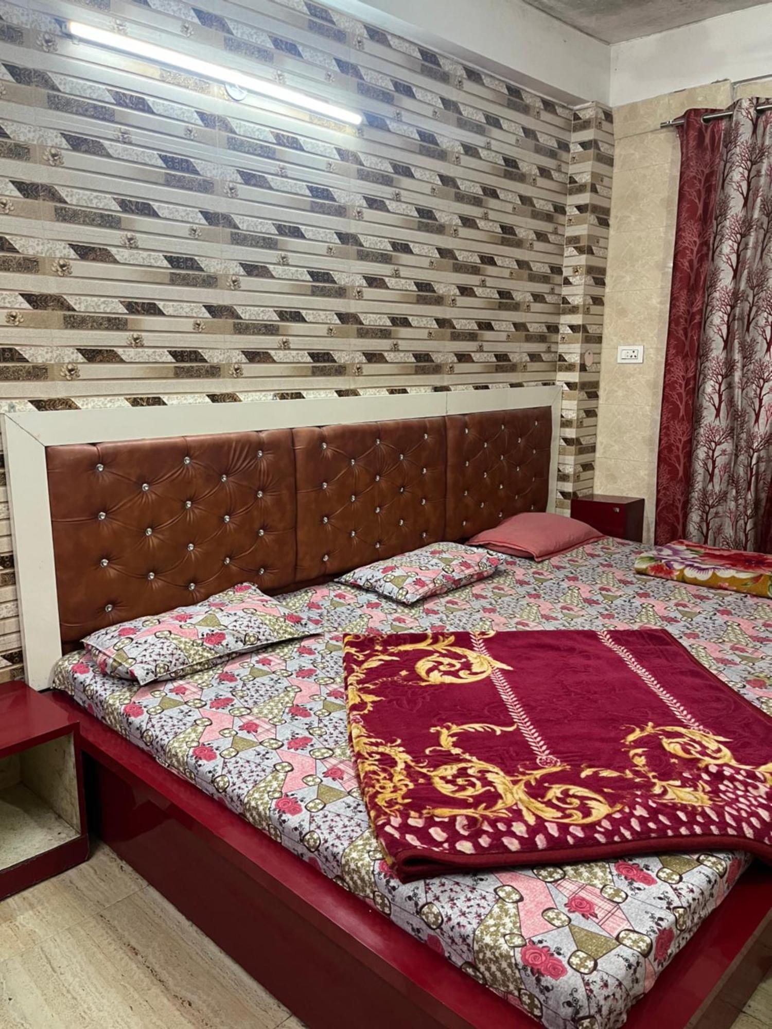 Dream Land Hotel Jammu Extérieur photo