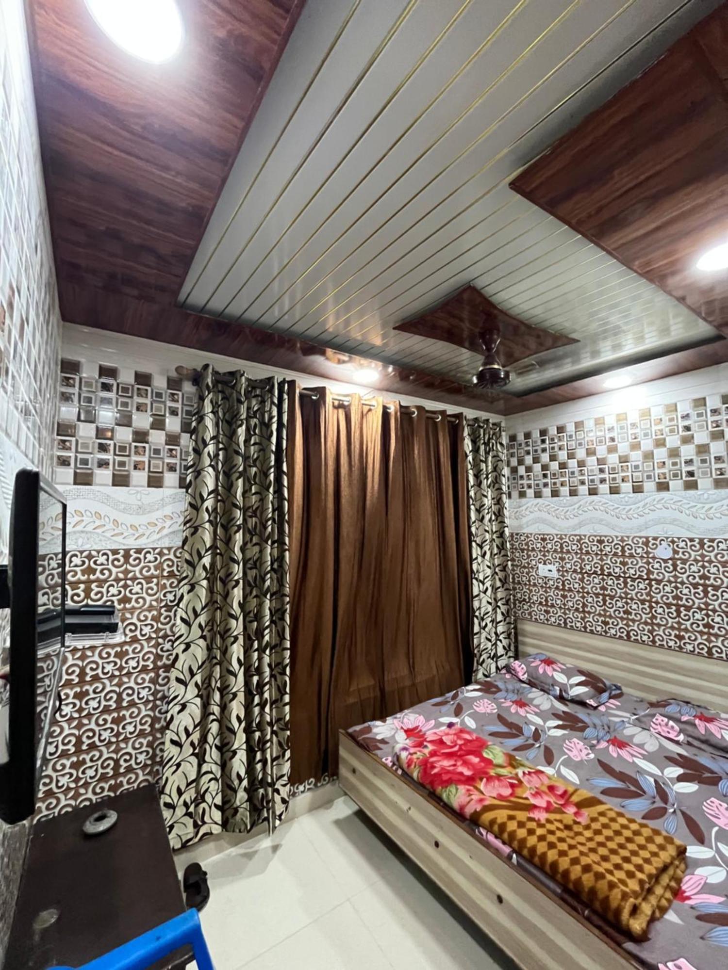 Dream Land Hotel Jammu Extérieur photo