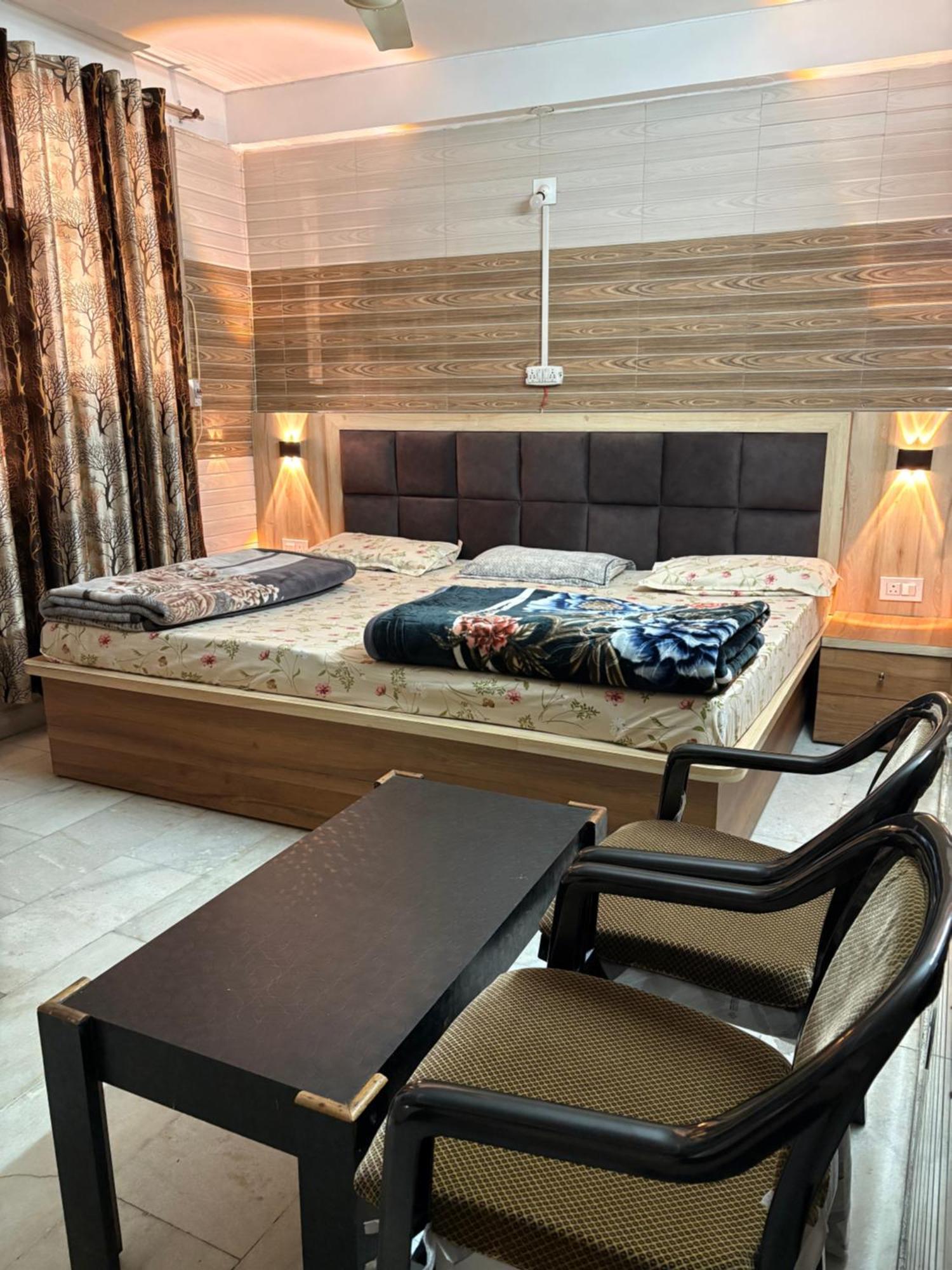 Dream Land Hotel Jammu Extérieur photo